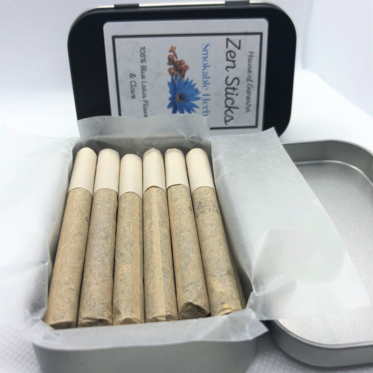 The Sweet &amp; Spicy Blend. Our take on clove cigarettes but always nicotine and tobacco free.

#herbalblends #herbalcigarettes #womenrunbusiness #SupportSmallBusinesses #etsyshop #nicotinefree #tobaccofree

etsy.com/ca/shop/SmokeC…