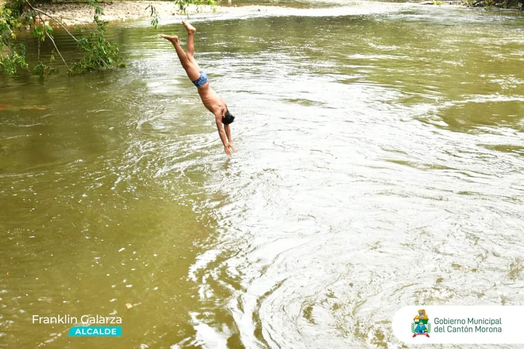 MoronaOfc's tweet photo. Por invitación de la familia Tsunki, el alcalde Franklin Galarza junto a su equipo técnico se trasladaron hacia el balneario natural “Tsunki”, mismo que se encuentra ubicado en la comunidad San Luis de Inimkis de la parroquia Sevilla Don Bosco. https://t.co/LOaQIYO853