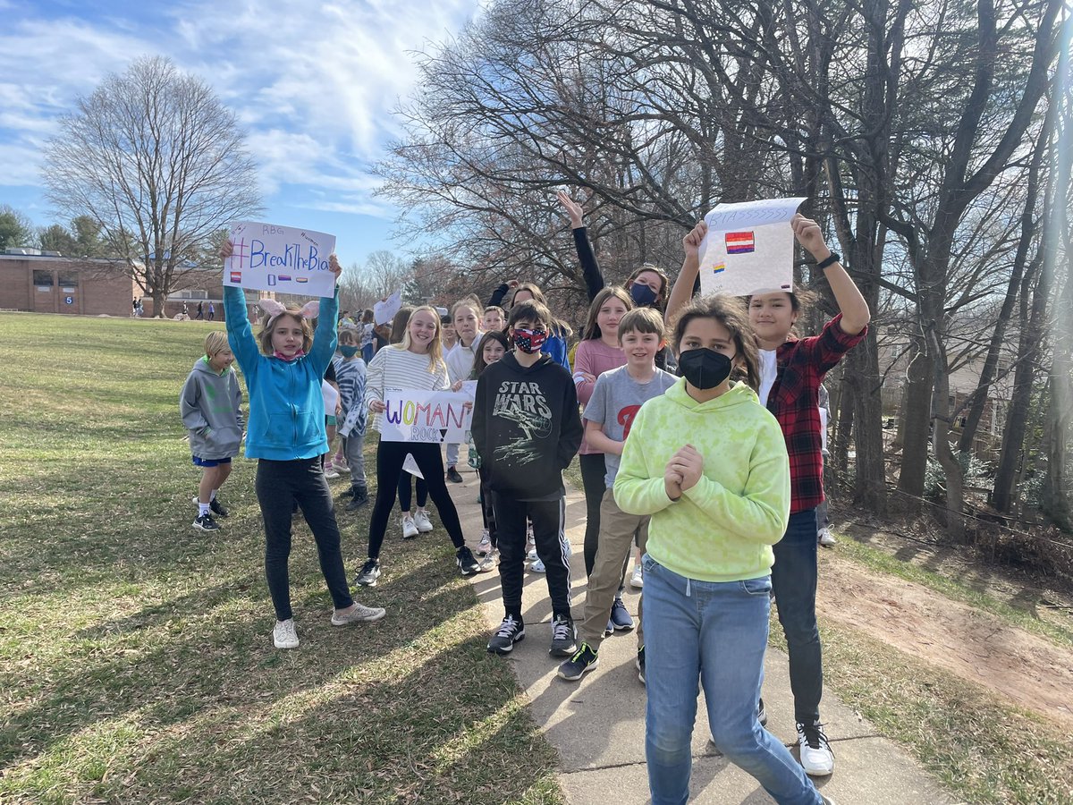 Ms. Onazi tweet media