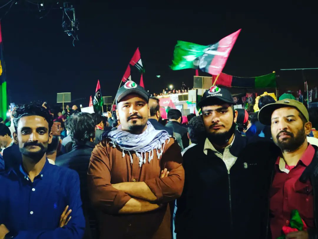 JamshedAlamKha5's tweet photo. Alhamdulillah D-Chowk Islamabad witnessed the longest #AwamiMarch ever tonight in the history led by Chairman PPP @BBhuttoZardari
and @AseefaBZ .InshaAllah now will see #PMSelect in the parliament.
#GameOverIK
#SelectedGhabraGaya https://t.co/2YhzNo9g9c