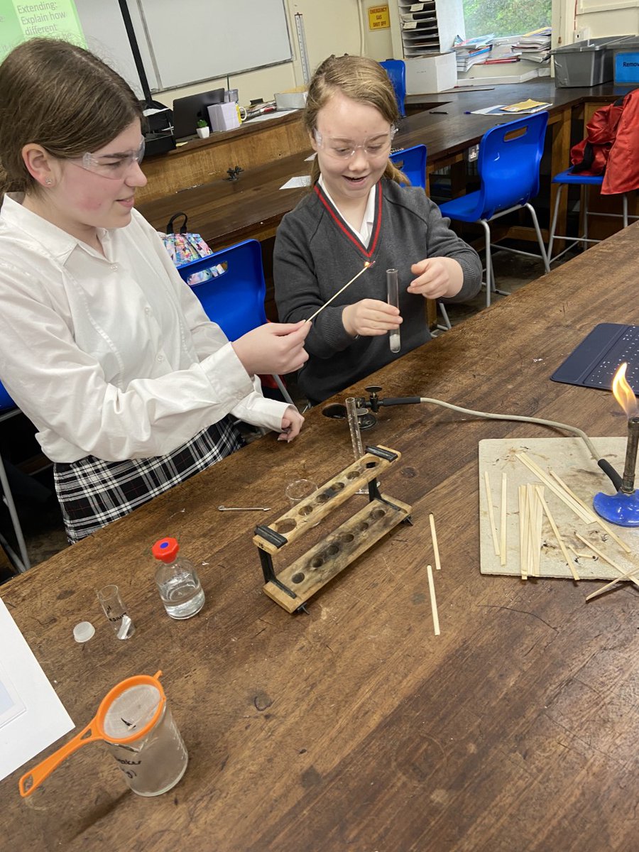 Dovercolscience's tweet photo. Making and testing for gases https://t.co/IP90ohemlk