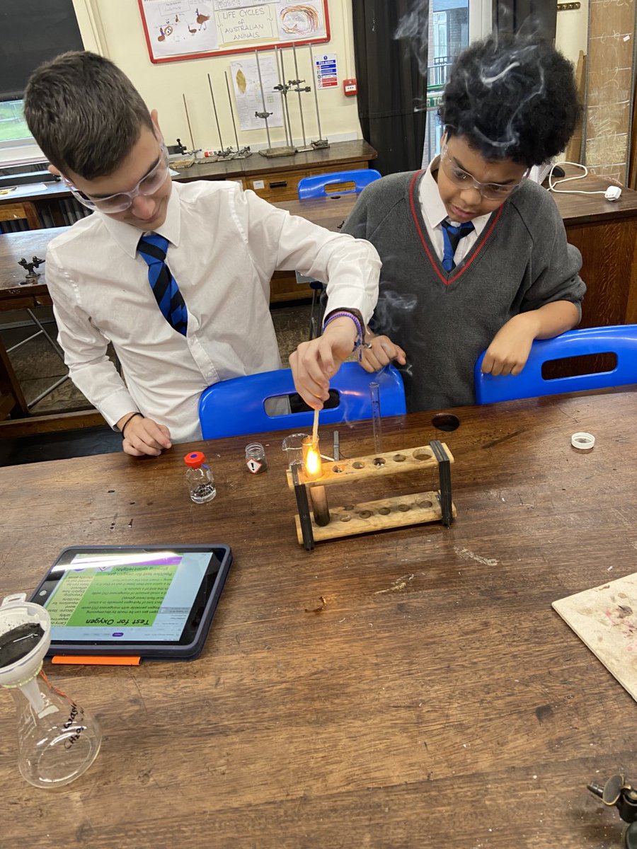 Dovercolscience's tweet photo. Making and testing for gases https://t.co/IP90ohemlk