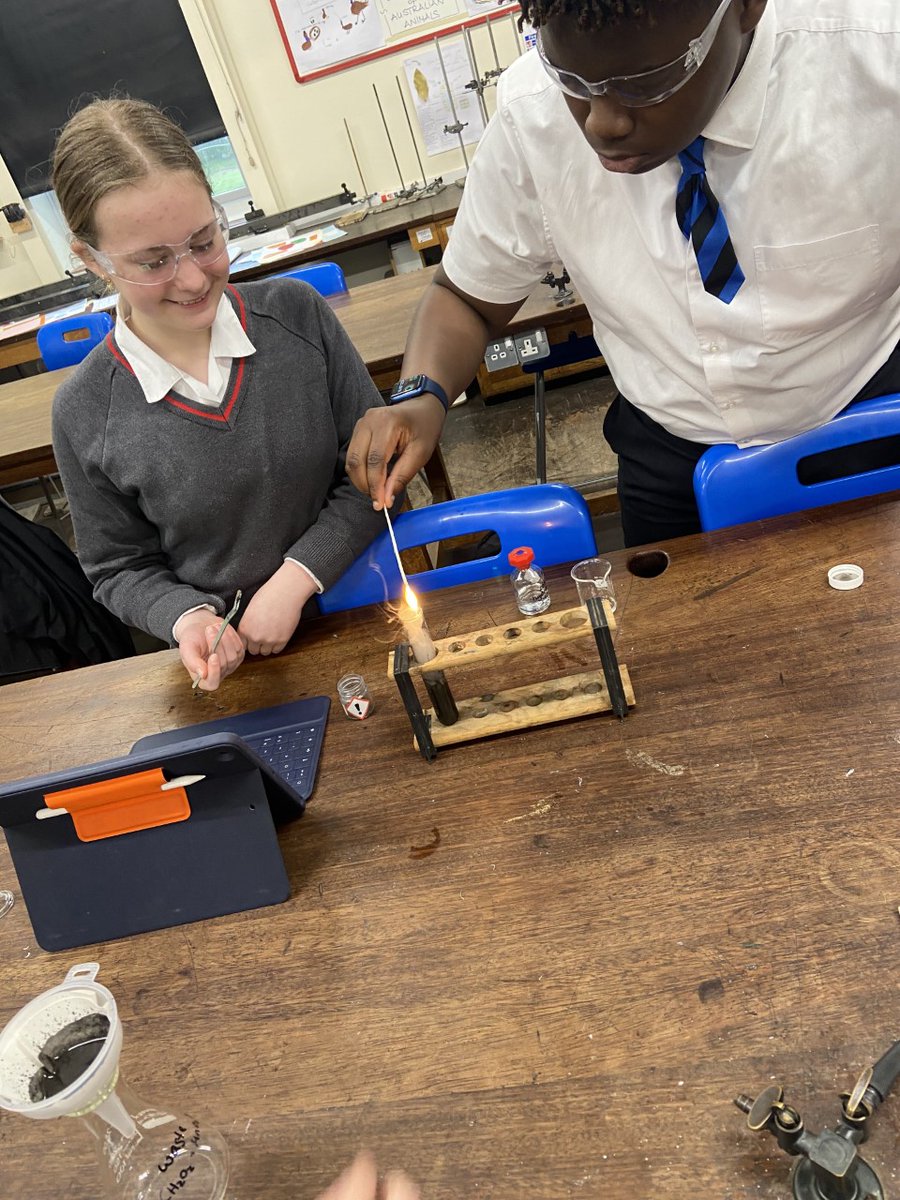 Dovercolscience's tweet photo. Making and testing for gases https://t.co/IP90ohemlk