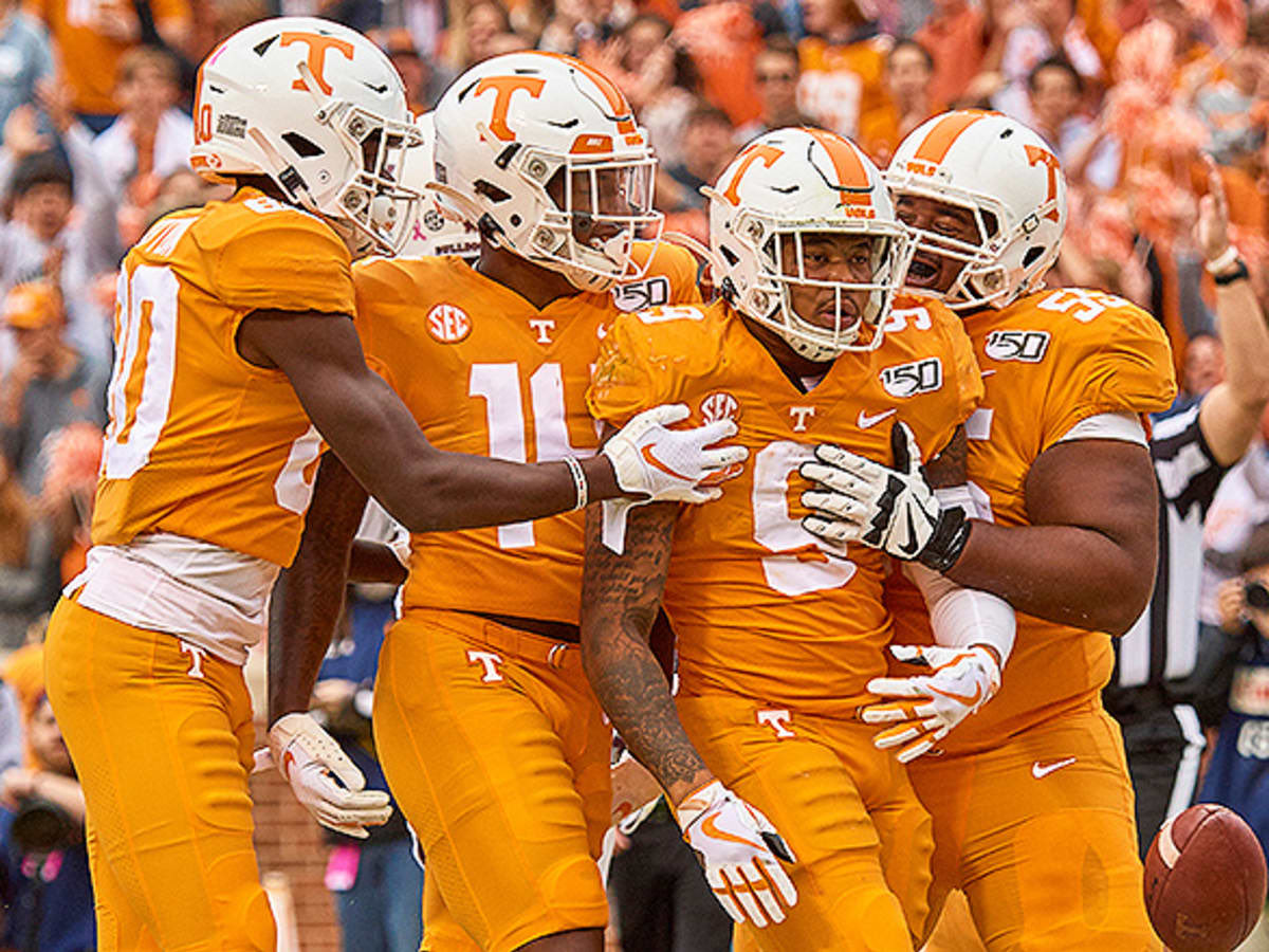 Grateful to receive my first SEC football offer from ⁦<a href="/Vol_Football/">Tennessee Football</a>⁩ #GBO ⁦@CoachWMartinez⁩ ⁦<a href="/coachjoshhuepel/">Josh huepel</a>⁩ ⁦<a href="/247recruiting/">247Sports Recruiting</a>⁩ ⁦<a href="/RecruitGeorgia/">Recruit Georgia</a>⁩ ⁦<a href="/NwGaFootball/">NwGa Football</a>⁩ ⁦@Mansell247⁩ ⁦<a href="/CoachFominaya/">Coach Fominaya, Ed.D.</a>⁩