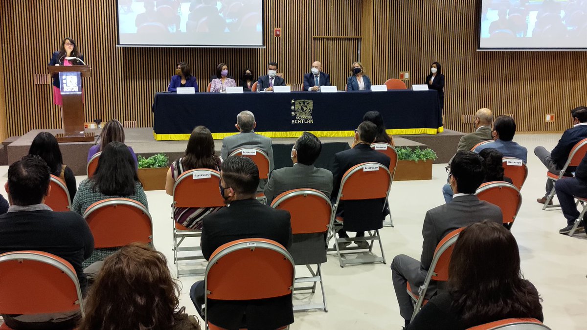 FES_ACATLAN's tweet photo. #HoyEnLaFES Firma de convenio Entre FES Acatlán y @Gob_Tlane https://t.co/6RtbHI4Qnk