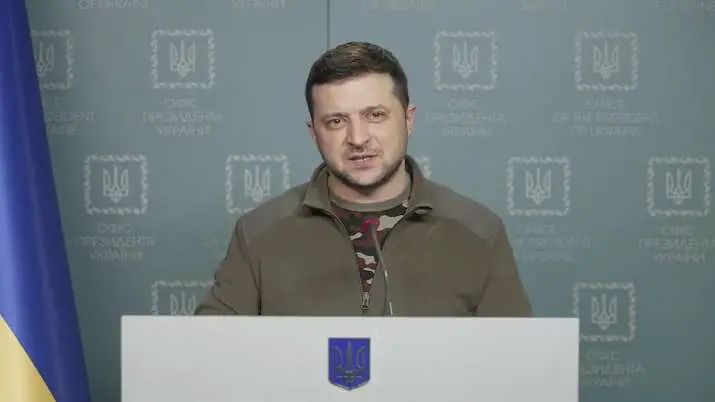 MelangeExpress's tweet photo. President #VolodymyrZelensky said he is no longer pressing for #NATO membership for #Ukraine.
#RussianUkrainianWar #Russia https://t.co/jffHc1eFVg