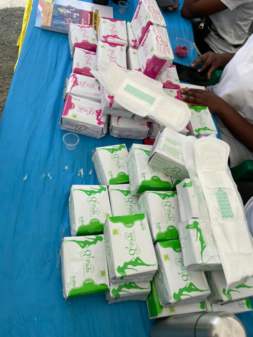 MbararaNews's tweet photo. #QiPads Exhibition At Sheikh Abed Memorial Stadium #ArushaCity! While commemorating Today's #IWD2022 @PadsQi continue to show commitment towards breaking the Menstrual stigma and Bias!
@PadsQi are available in supermarkets around the #EAC @morristayebwa @JarcTusiime @912CroozeFM https://t.co/yzyGa8oaDj