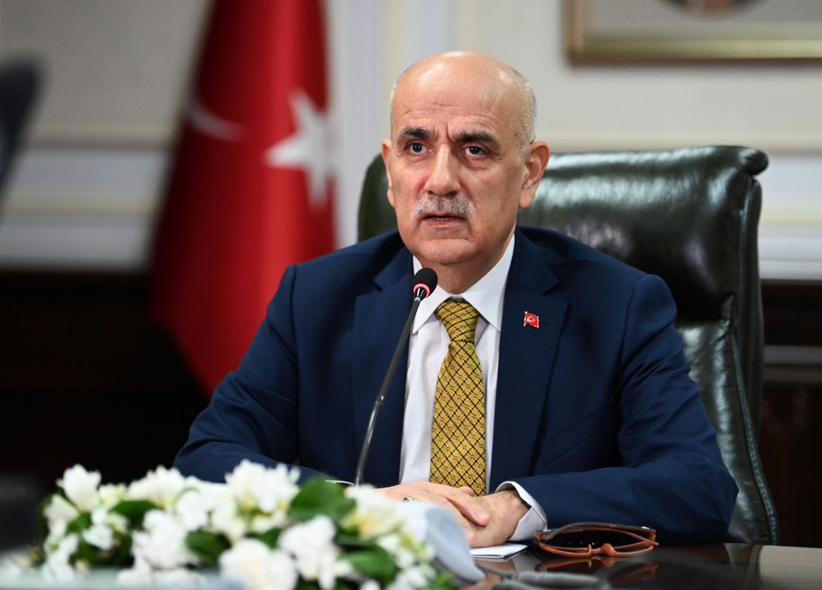 TCTarim's tweet photo. “Türkiye Damızlık Sığır Yetiştiricileri Merkez Birliğince düzenlenen 14. Değerlendirme ve Eğitim Toplantısında sektör temsilcilerimizle bir aradaydık. 

Hayvancılık ve genel tarım desteklemeleri ile birlikte üreticimize, yetiştiricimize destek olmaya devam edeceğiz” https://t.co/04dJOGHz7L
