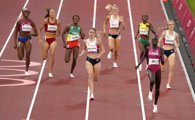TimPitfield's tweet image. On International Women's Day I share this picture from the Olympic 800m Final. After the race @alexbell92 said: “I’m glad that I’ve got a PB out of it, I was just so focused on not coming last!". 2s after this picture she achieved her own gold medal. #girlpower
📸Charlie Riedel