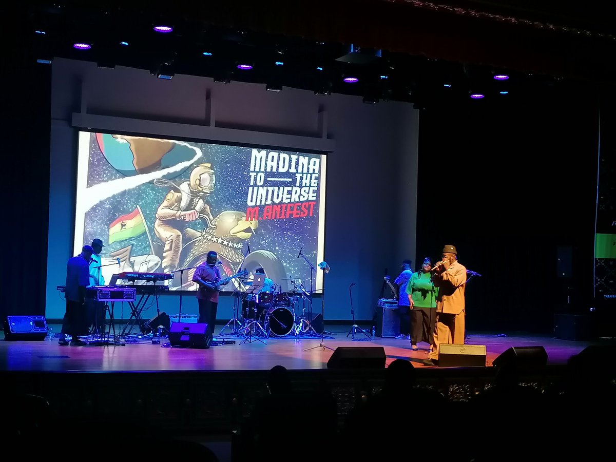 MegnaKalvani's tweet photo. @manifestive teleporting you to a different time and space!! Kudos @theafricainst for creating this soulful magic in #sharjah #uae #goghana https://t.co/8cOO1sqm57