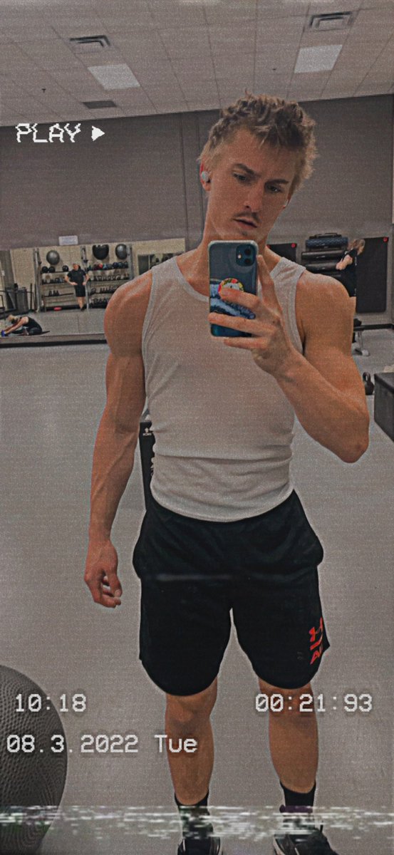 forrestmatlock's tweet photo. Join me at the gym? https://t.co/Qseq5iM5WR
