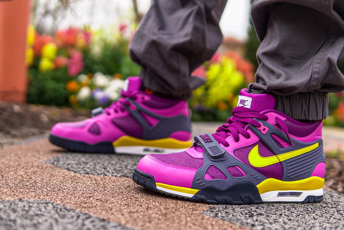 Jlhoppe18's tweet photo. Viotech Air Trainer 3 on ๐ฆถ๐ผ today. Hopefully @Nike will go in the vault for those hidden gems. #snkrsliveheatingup #nikeair #nikesportswear #nikecrosstraining #wdywt https://t.co/uornEAX9SS