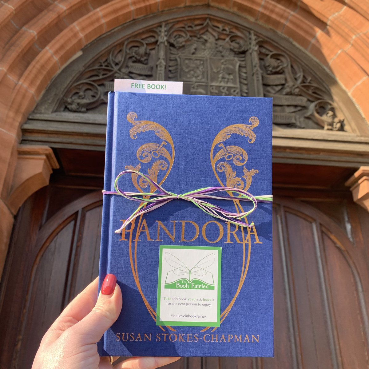 As our official birthday is on #InternationalWomensDay we are sharing books that celebrate women! Pandora by Susan Stokes-Chapman was left at @LibFalkirk #IBelieveInBookFairies #BookFairiesTurn5 #IWDBookFairies #BookFairyBirthday #PandoraBook #BookFairiesFalkirk #Falkirk #IWD