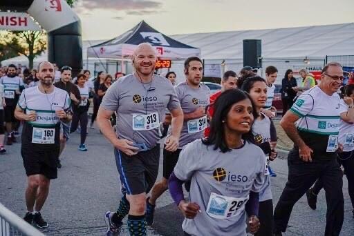 TOCorporateRun's tweet photo. We are coming back! Deciding this week if we return back to our early summer date(s) or stick with the fall as per 2014-2019. Watch for emails this week @GoodTimesRun #wellnessafterwork #torontocorporaterun #goodtimesrunning #teambuilding #workplacewellness #5krun #5kwalk https://t.co/VeXxXfGlJb