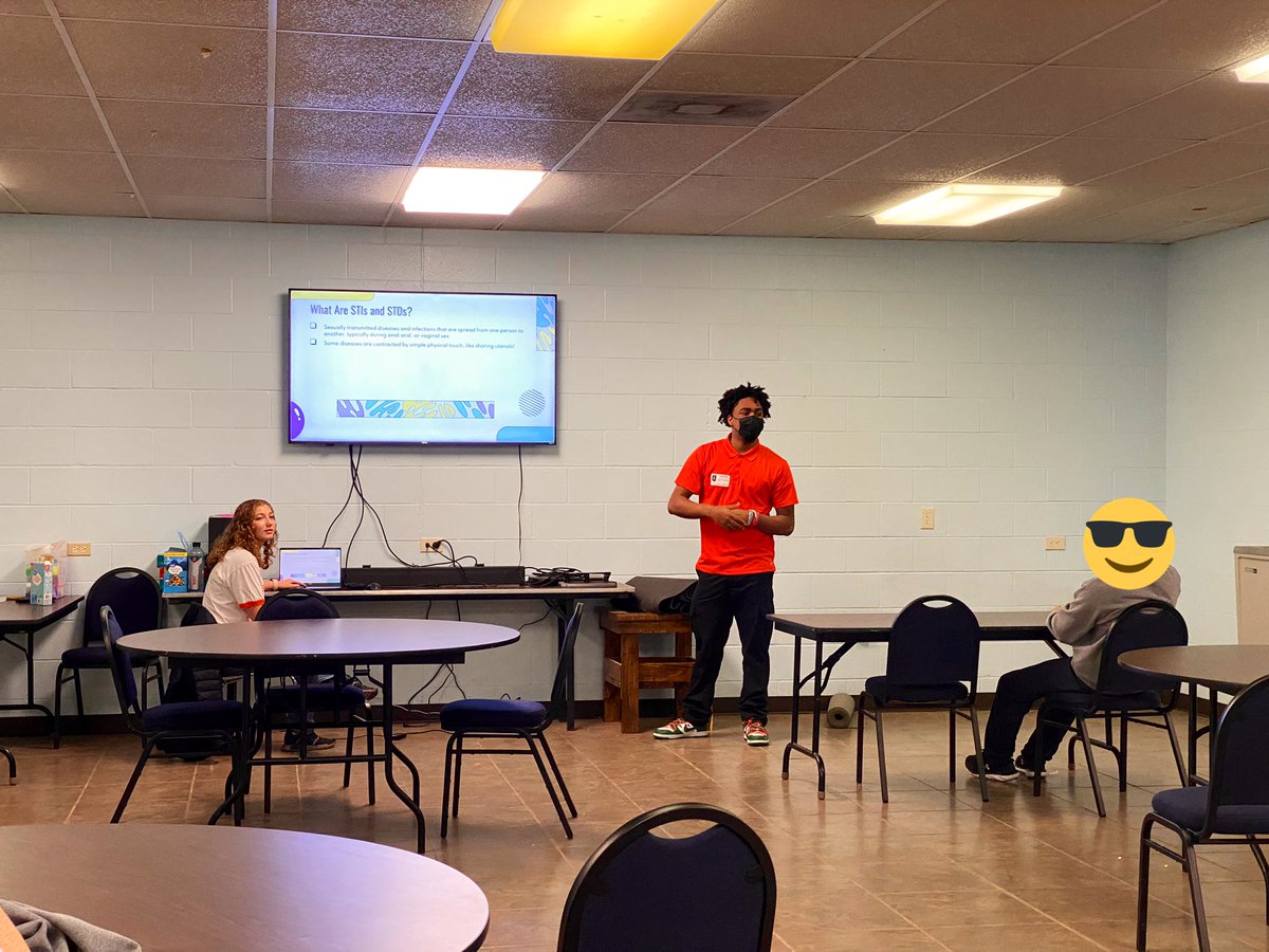 SHSU_ALR's tweet photo. Today our team gave a presentation to the youth of Gulf Coast Trade Center! Our members Emma Egan and Julian Donaldson have the presentation over STDs/STIs and ways to prevent them. 

To see how you can also interact with our local youth feel free to reach out via email or dm. https://t.co/jjOKmHbFPa