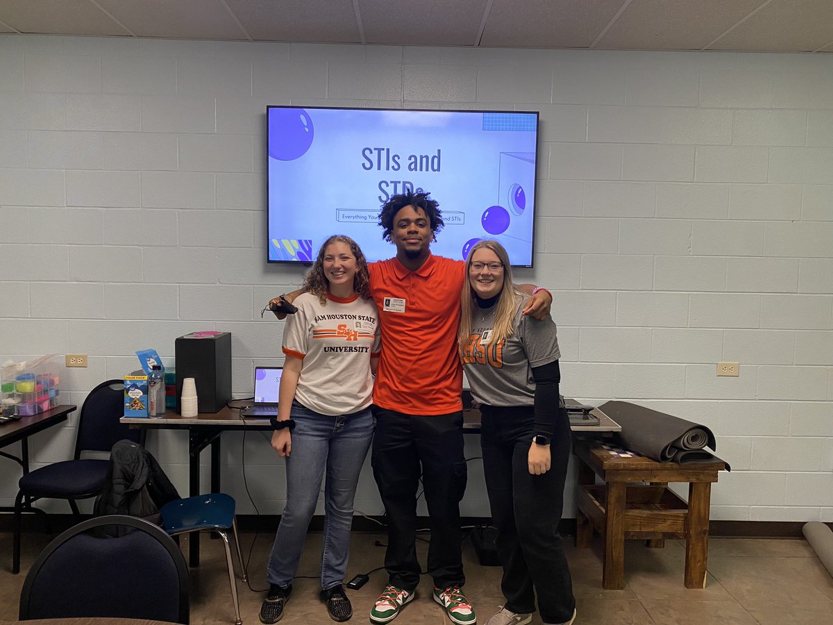 SHSU_ALR's tweet photo. Today our team gave a presentation to the youth of Gulf Coast Trade Center! Our members Emma Egan and Julian Donaldson have the presentation over STDs/STIs and ways to prevent them. 

To see how you can also interact with our local youth feel free to reach out via email or dm. https://t.co/jjOKmHbFPa