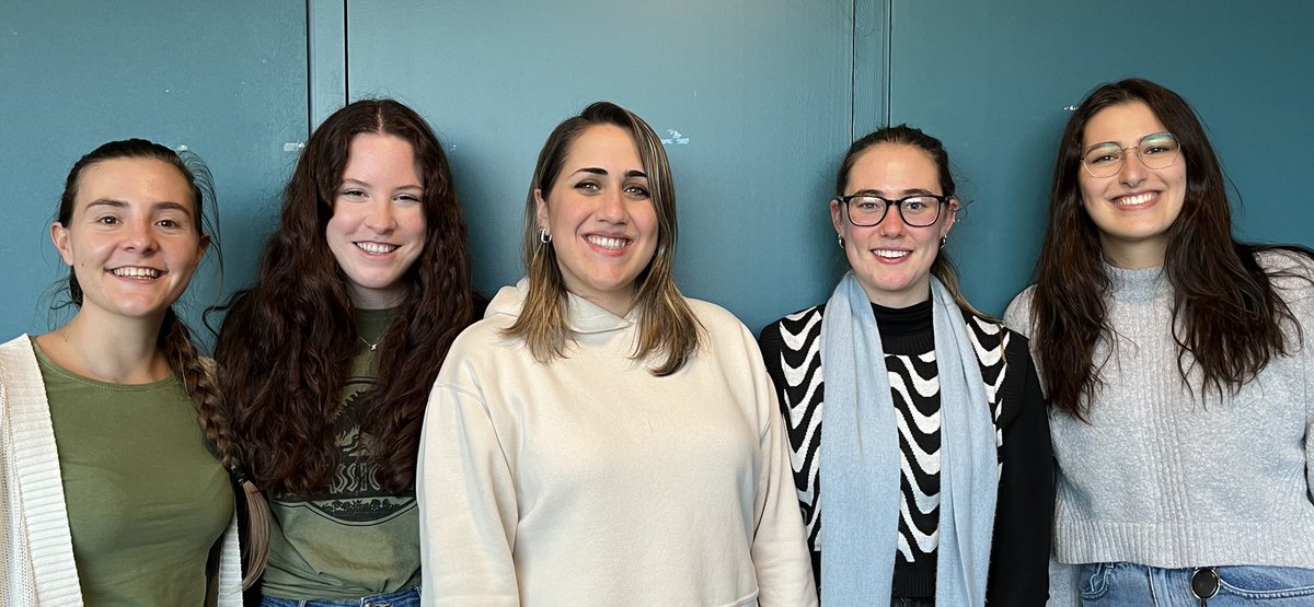 Carolina Martins (@carolinamsmart) on Twitter photo Happy international women’s day from the <a href="/hoeylab/">David Hoey</a>! (Thank you Stéphane for taking the photo!) Happy international women’s day from the <a href="/hoeylab/">David Hoey</a>! (Thank you Stéphane for taking the photo!)