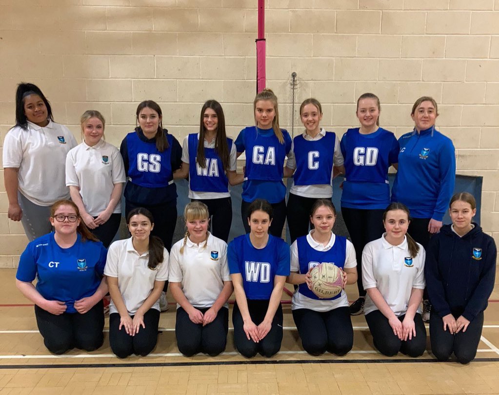 Well done to the year 10/11 netball team who played against Gwynllyw and Cwmbran High today. Lost 8-3 against Gwynllyw and won 12-3 against Cwmbran High.