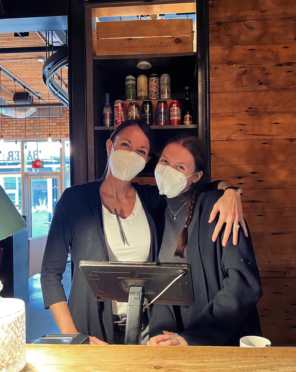 Happy International Women's Day to our lunch service dream team!
--
#internationalwomensday #thebauerkitchen #supportlocal