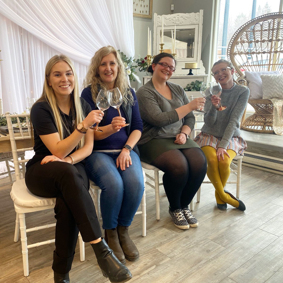 Cheers to powerful, beautiful, intelligent, strong, and independent women 🥂 Cheers to all you ladies out there kickin ass 😉 The women on our team kill it everyday, and we are so thankful for them 💜

#HappyInternationalWomensDay