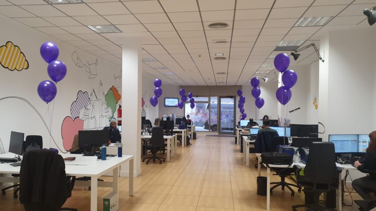 FibratelSL's tweet photo. Para conmemorar el #DiaMundialdelaMujer todas nuestras oficinas se han dispuesto para la ocasión, como no podía ser menos. Os dejamos algunas imágenes que nos llegan de todas partes. Madrid, Barcelona, Sevilla... ¡Feliz día de la mujer! 💜 https://t.co/FsQbbaPbAr