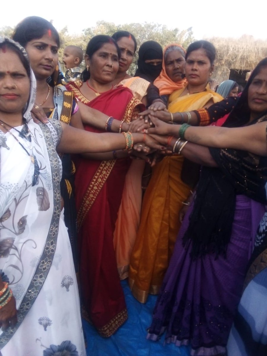Ravi16_kumar's tweet photo. #InternationalWomenDay #changeagent #Empowerment #RGMVP  #UttarPradesh 
@pankajshubhra @gyanu_rd @unwomenindia @majumdar_swapna @ilareddy https://t.co/XOI4o5Ft7w