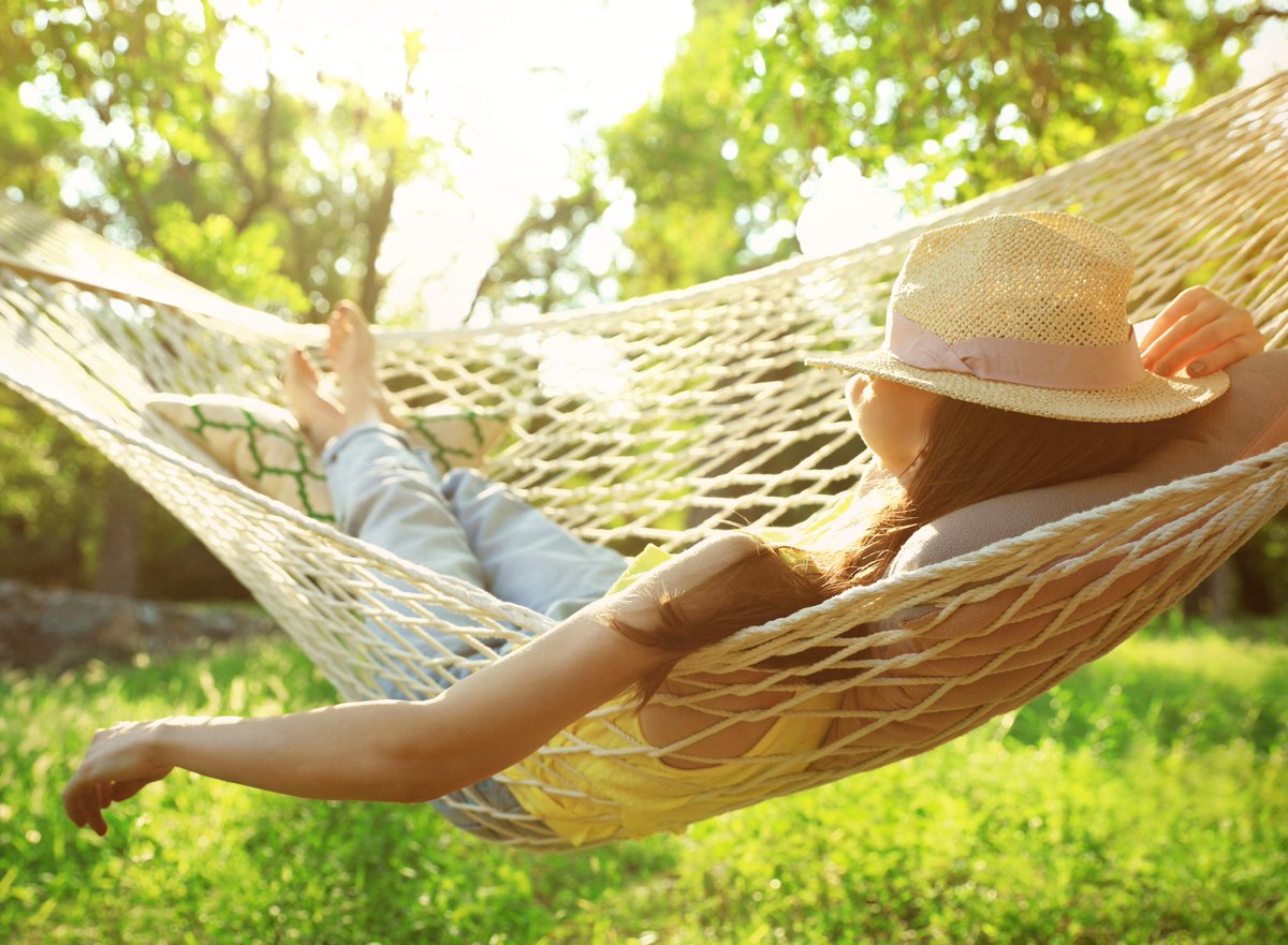 The term ‘south-facing garden’

You may have seen the term on an estate agent’s marketing material or you may have been constantly told a property you’re looking to buy has a south facing garden. 

This guide explains everything:
whitegates.co.uk/news/what-is-a…