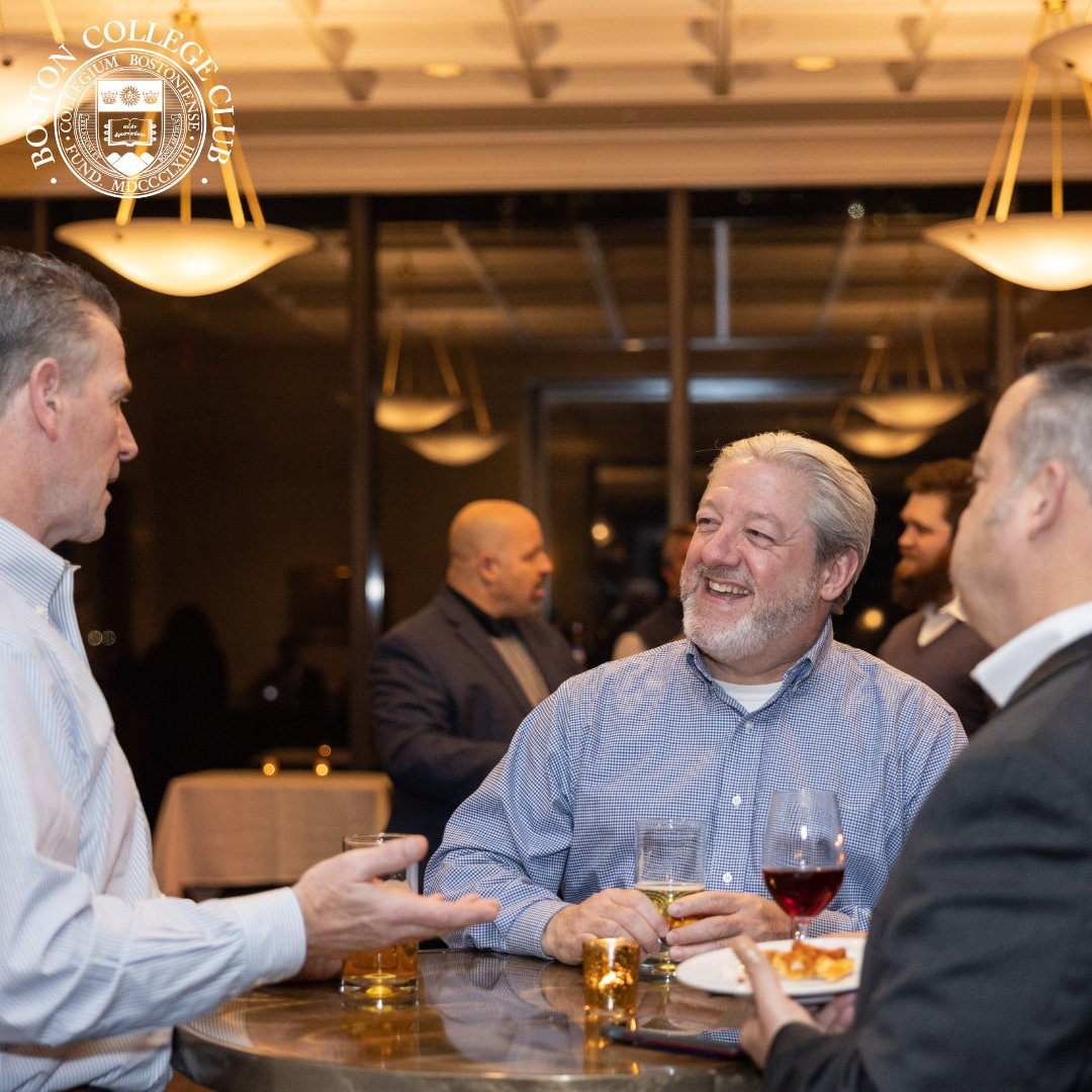 BostonCollClub's tweet image. Mask are officially off in Boston! Need to relearn how to network in our new normal? We&apos;ve got you covered with our workshop, Network by Design lead by Joe Chatham. See you at the Club March 15th 5:30 - 7:30 PM. #NetworkingWorkshop #BostonCommunity