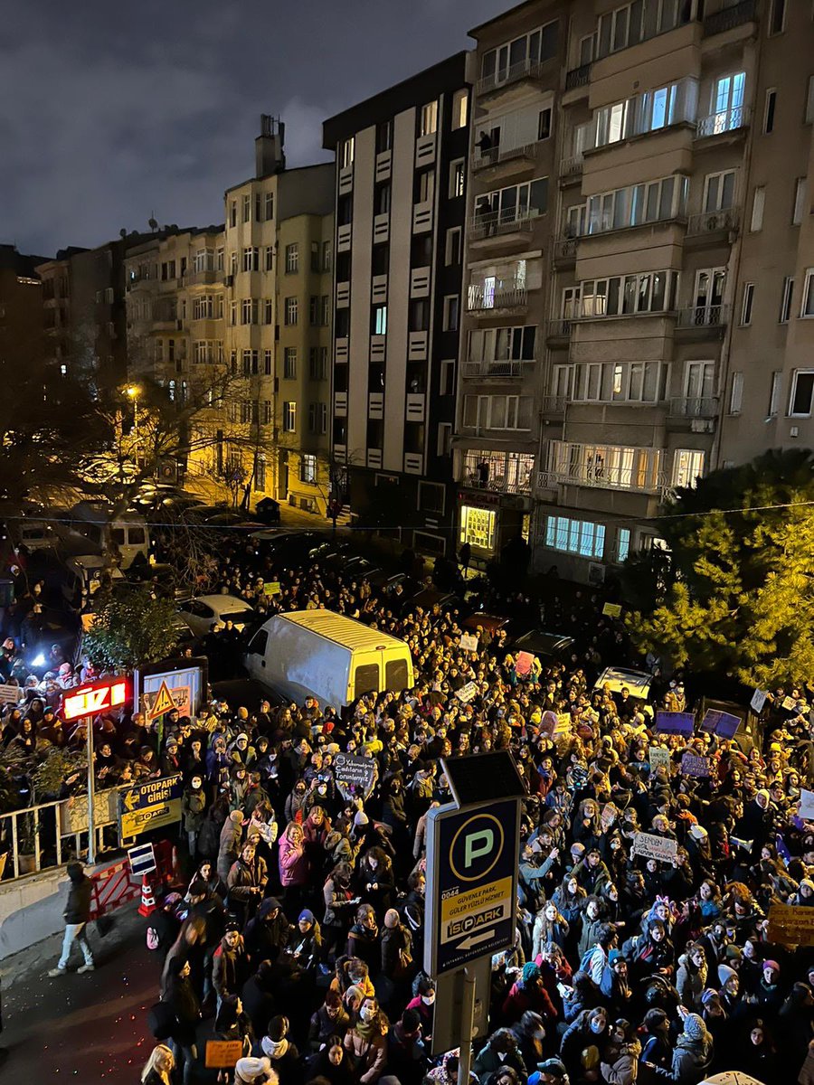 8 Mart Feminist Gece Yürüyüşü tweet media