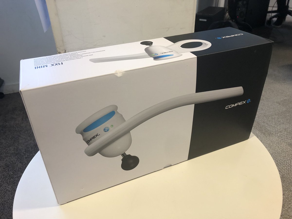 lequipedusoir's tweet photo. 🎁 CADEAU 🎁

RT &amp; FOLLOW @lequipedusoir pour tenter de remporter un pistolet massant de la marque @compexfrance et présenté par @francepierron ! 😍

Misez sur l’un des chroniqueurs du soir : ⤵️

- @jomicoud 
- Mathias Pogba
- @Gio_Castaldi 
- Dave Appadoo
- @Nabil_djellit 

#EDS https://t.co/E9ody7WVkn