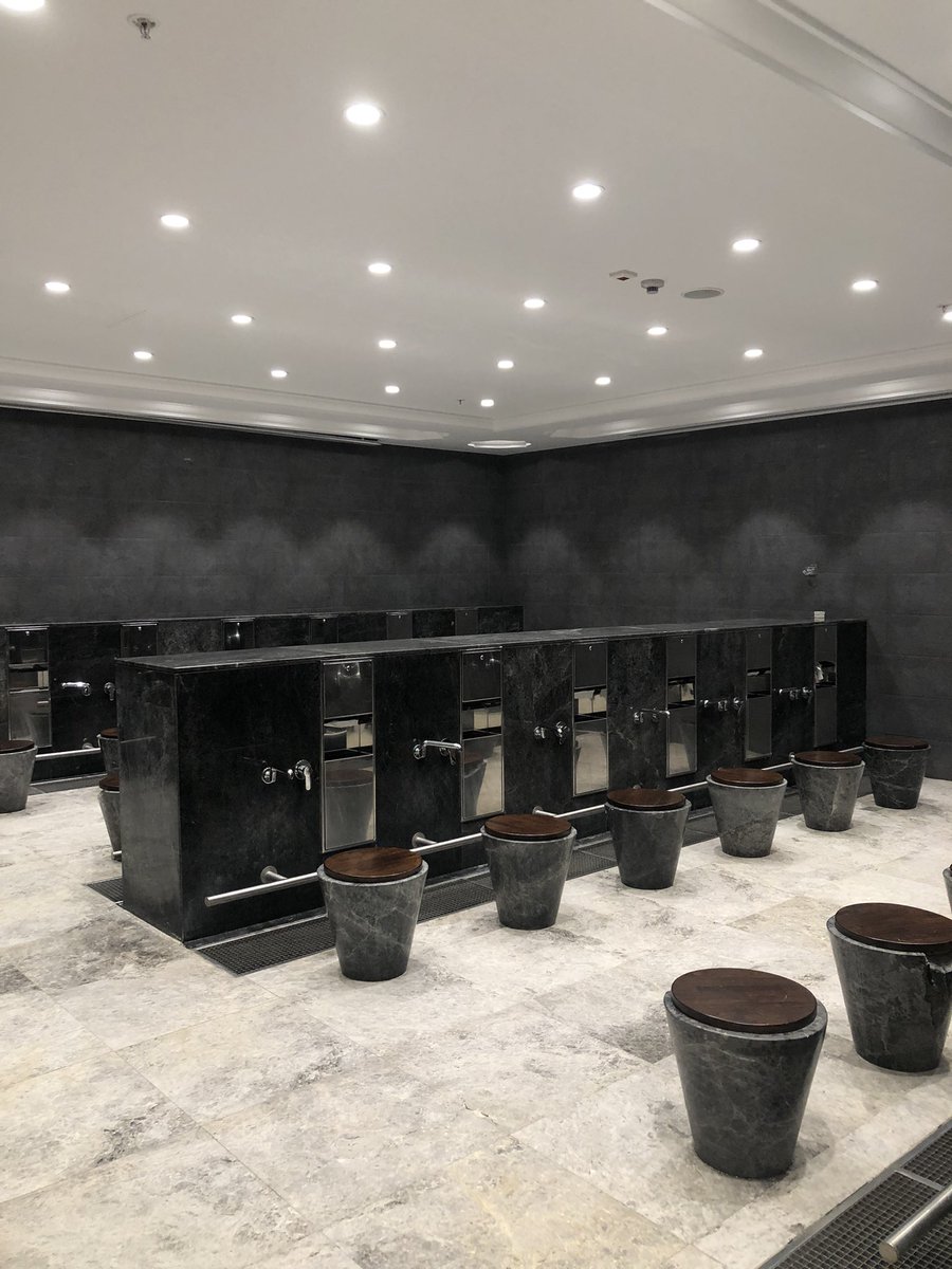 Büyük Çamlıca Camii Abdesthanesi
🕌
Sıcak Su: YOK ?
Peçete: Var
Ücret: Yok
Sıra: Yok
Temizlik: 10/10
Randıman: Normal şartlarda sıcak su olmaması randımandan en fazla 2 puan kırdırırdı ama Çamlıca Camii gibi bir yerde sıcak su olmaması…Yakışmadı 6/10 veriyorum