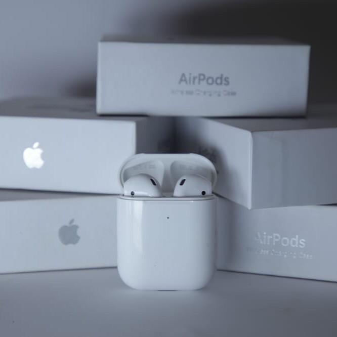 كتويت وأول زول يحصل ٣٣٠ رتويت ال Airpods 2 دي حقتو 🤩🎉🎁

⭕ وكل البحصلو ١٠٠ رتويت عندهم هديه خاصة 🎁 🎉
(خلال ٤٨ س)
L
GOOD LUCK 🔥