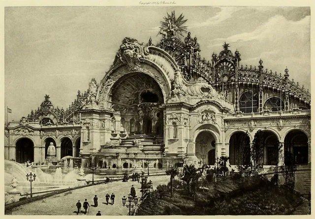 benjancewicz's tweet photo. Highly ornate buildings from the Paris Worlds Fair of 1900 https://t.co/EakwoOnMEz