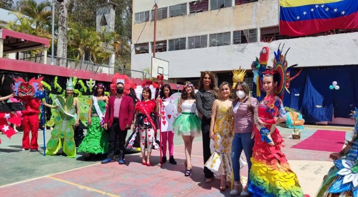 Mirelys Contreras tweet media