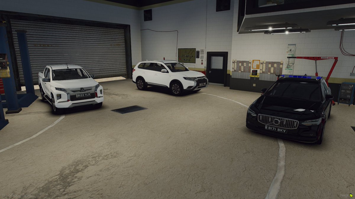 BalmoreConstab's tweet photo. Busy day at the garage, 1 new V90 on route to completion for firearms and 2 new vehicles for Rural! 

#balmoreconstab #fictional https://t.co/7VH8yTTjow