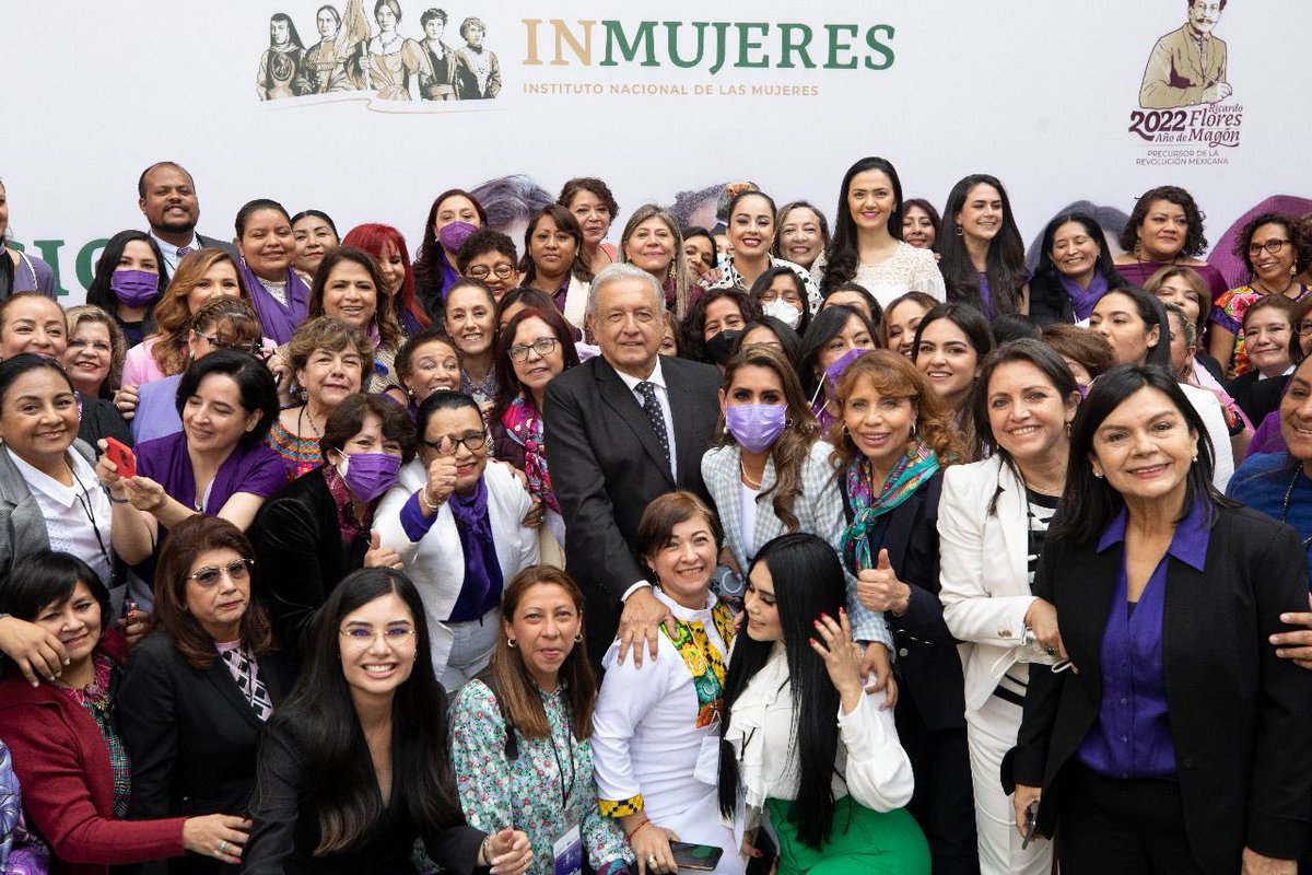 DonVocero's tweet photo. ¿Título para la foto? https://t.co/YmcWBnuCNP
