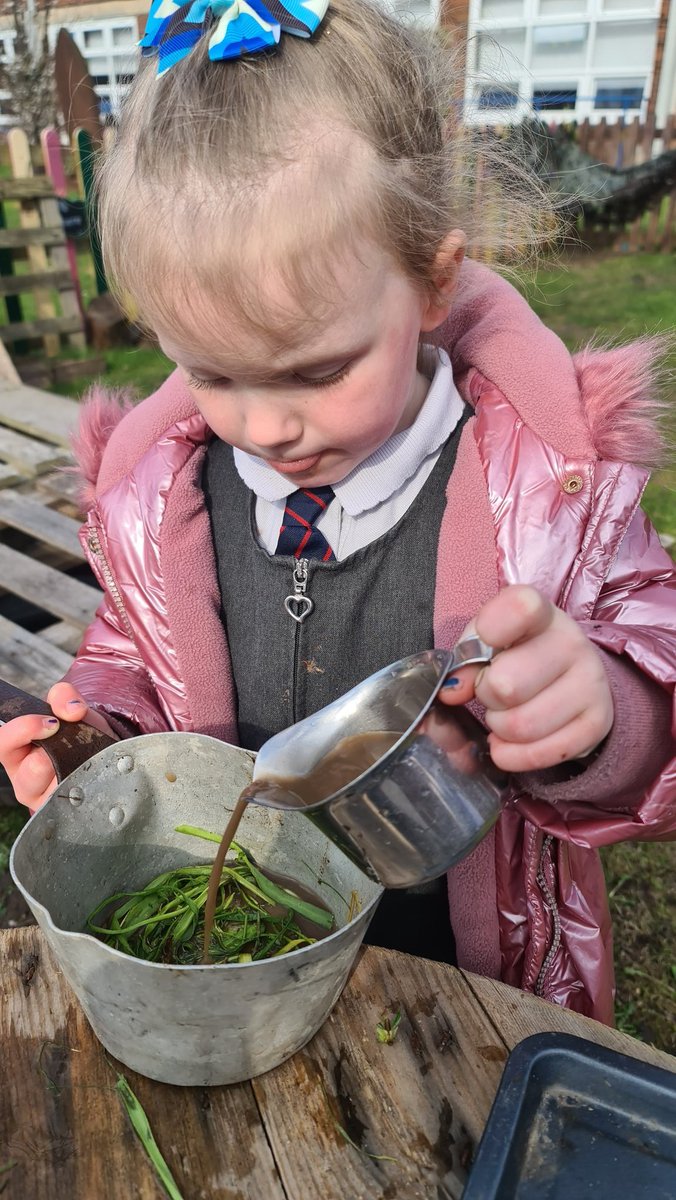 lacheprimary's tweet photo. The revamped mud kitchen is going down a storm in Reception.  Grass pie, fir cone cakes and mud soup were on the menu today. https://t.co/gDNnLMWobZ