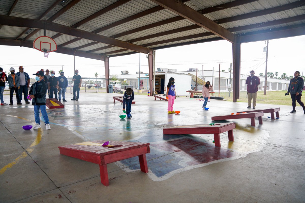 Donna_ISD's tweet photo. Shoutout to students in Donna High’s Construction Technology class for constructing 8 corn hole boards. The boards were delivered to four elementary campuses for kids to play during recess. Students expect to build more of these boards for the remaining elementary campuses. https://t.co/iYSZtxUYXQ
