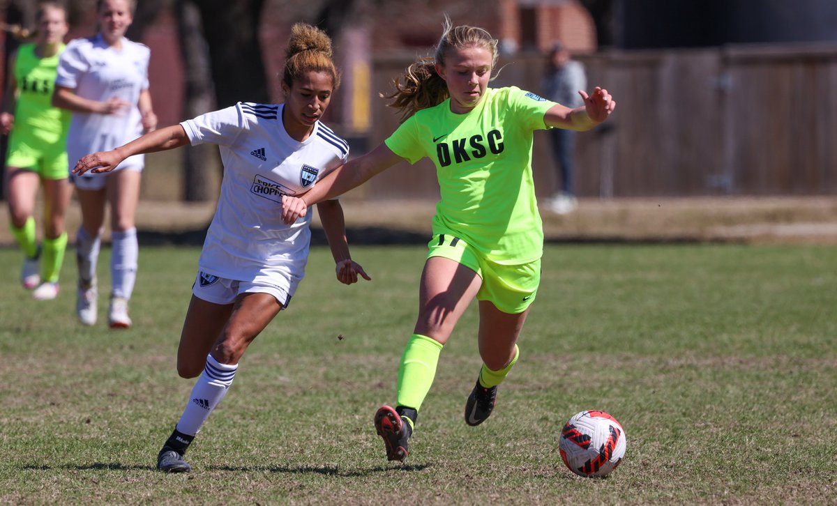 DKSC U17 Baylie Simon #17 #ECNLinAction  during #ECNLHou  🚀   showcase <a href="/ECNLgirls/">ECNL Girls</a> #DKSCproud   📸 <a href="/CCGphotography/">CCG Photos</a> <a href="/bayliesim0n/">Baylie Simon - Soccer</a>  #ACUcommitt