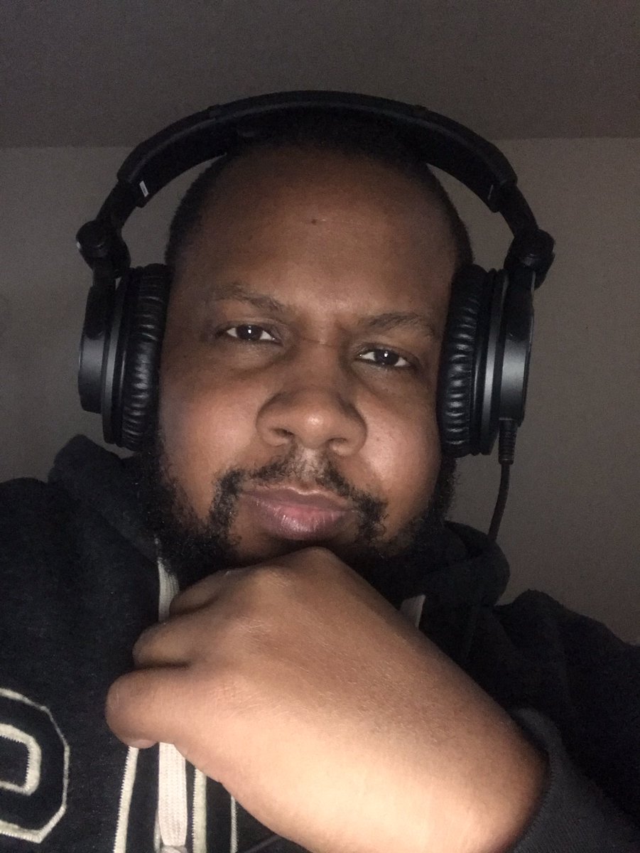 LoeLatham's tweet photo. Workin… New hits
coming 🔜 🔥🔥💪🏾
#Music #hiphop #iamloe #loelatham #imnext https://t.co/VLiQnJyg0U