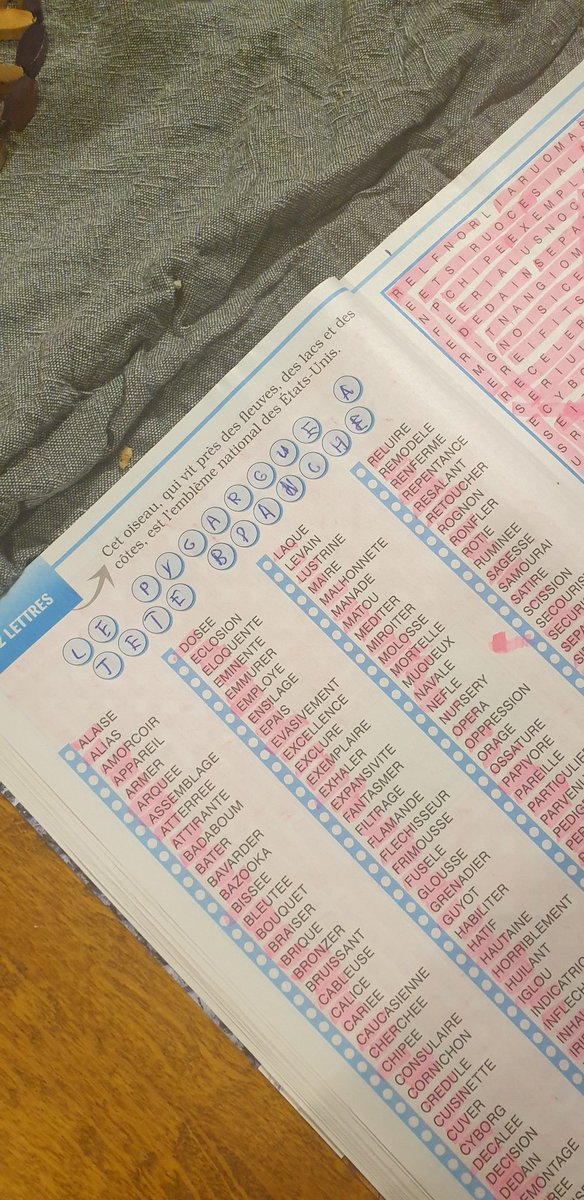 srh_296's tweet photo. Mon papie qui a triché pour avoir la solution... 😩 à la la, c est plus ce que c était les seniors @Frederic_Molas https://t.co/IP68Se7TPr