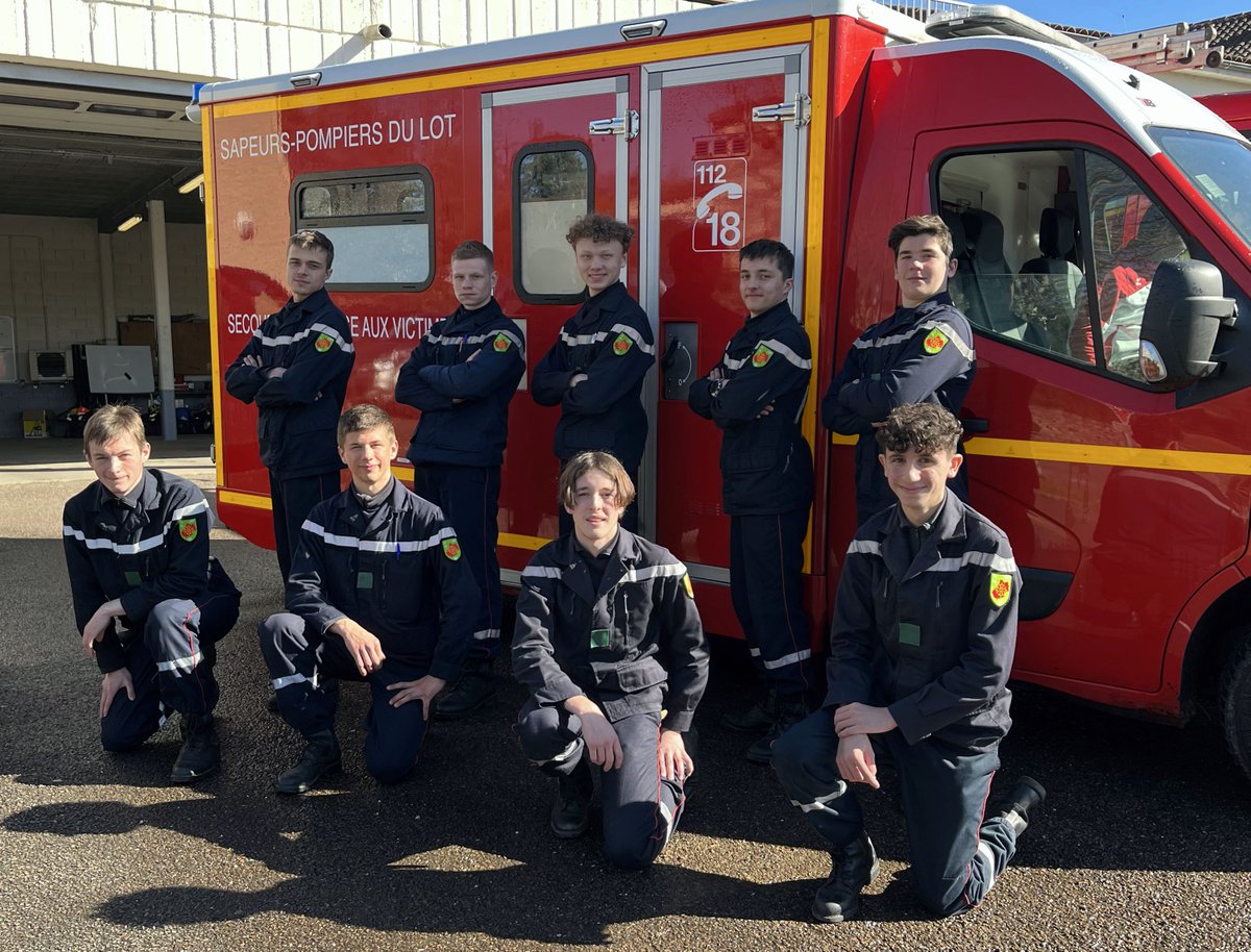 PompiersDuLot's tweet photo. Les jeunes @PompiersDuLot de 4ème année en formation d'équipier #PromptSecours à #PuyLEvêque du 21 au 26-2. #JSP46 #UDSP46
https://t.co/CXS3UZc7iQ https://t.co/vjtAdl8Eqz