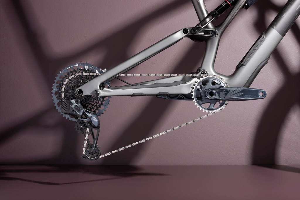 Just in time to gear up for the spring, SRAM components are restocked! Refresh your drivetrain or upgrade to electronic shifting with SRAM eTap AXS groupsets and upgrade kits. Click the link below to check out all our SRAM components: planetcyclery.com/brands/sram

#pedaltheplanet