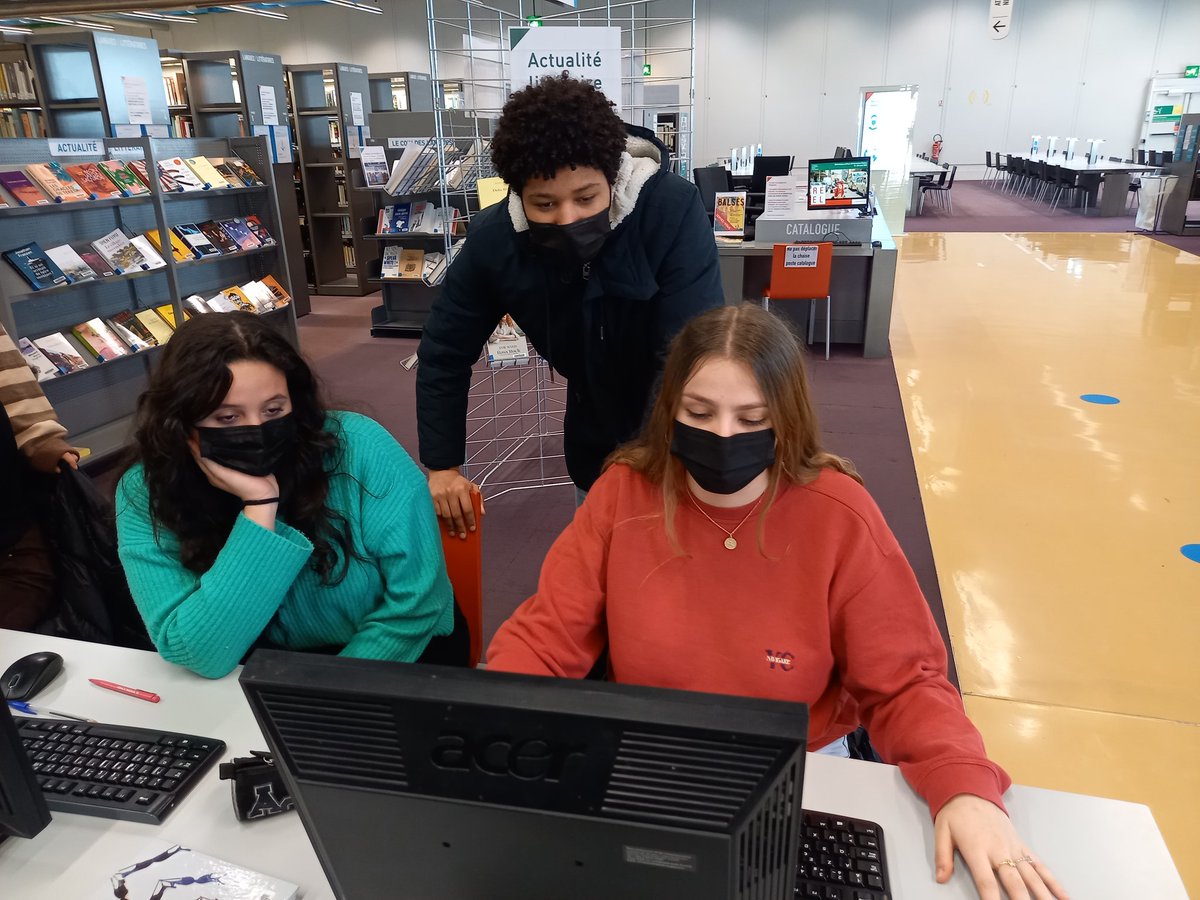 Journée contributive #Wikipedia pour le #8mars 

Les élèves de Terminale Esabac ont sélectionné des sources <a href="/Bpi_Pompidou/">Bibliothèque publique d'information</a> et rédigé une dizaine d'articles sur les femmes artistes du <a href="/CentrePompidou/">Centre Pompidou</a> en 🇨🇵 et 🇮🇹 

Merci <a href="/PierreCut/">Pierre Cut</a> et <a href="/LeCLEMI/">CLEMI</a> pour ce très beau projet <a href="/lycee_suger/">Lycée Suger</a> !