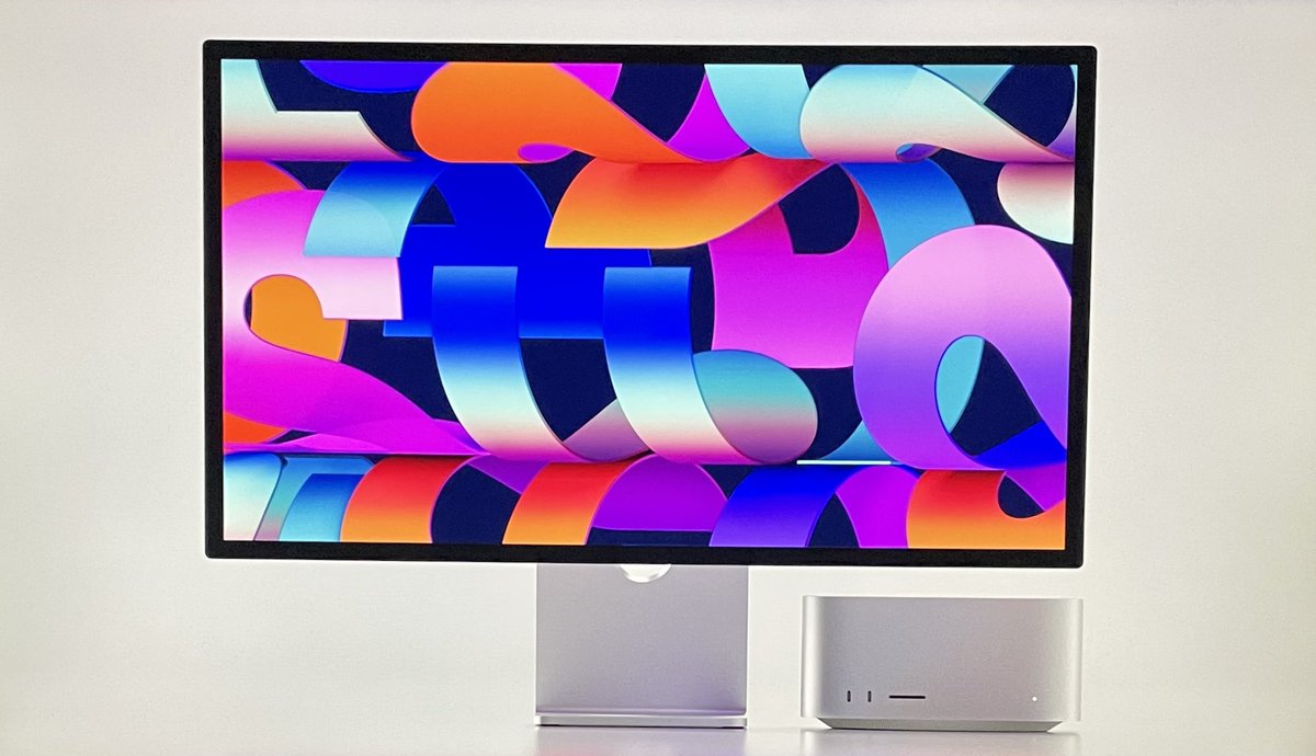 Wielmozny_Pan's tweet image. #AppleEvent Całkiem nowy komputer #MacStudio oraz piękny  #MacStudioDisplay