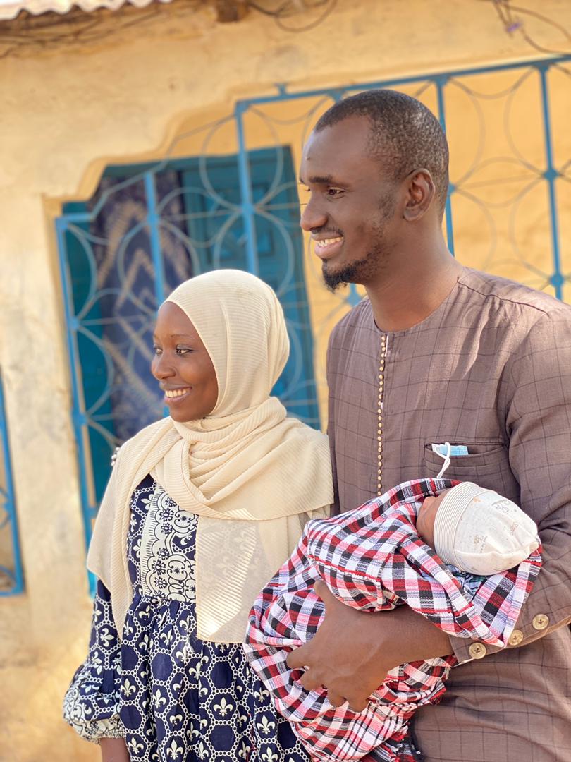 taffyssco's tweet photo. Frame 1 was the wedding day, and today, F2-4, the naming of a child born to these two amazing ๐ people.
Long live #AbduRahmanASJallow
#FirstBornBaby to @gallehboy and @SunkzGalleh https://t.co/MjDQQYASkX