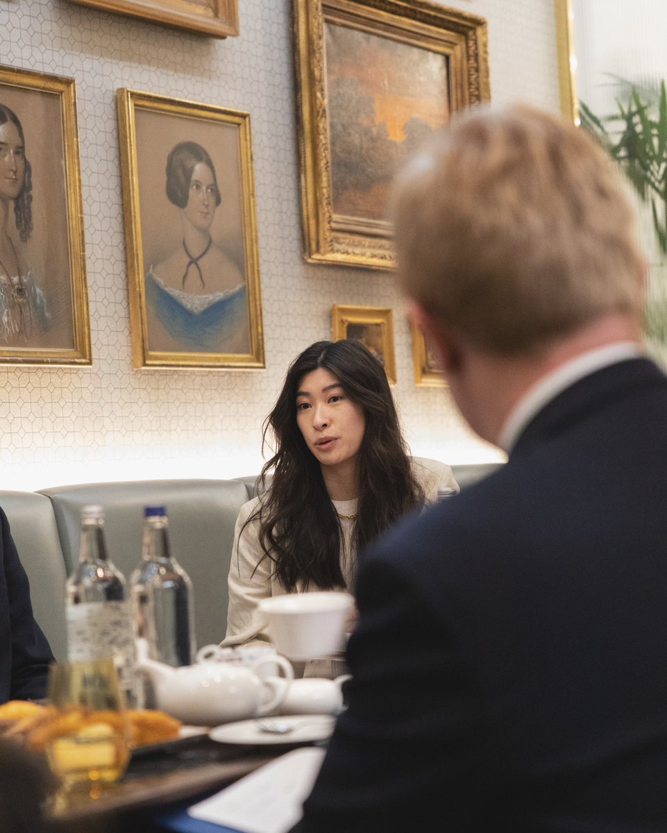 OliverDowden's tweet photo. To mark International Women's Day today, I was delighted to attend a fantastic roundtable of female entrepreneurs who are leading their industries.

I heard about their experiences, and we discussed how this Conservative Government can further support #FemaleFounders👩‍💼

#IWD2022 https://t.co/vWQy77JLAA