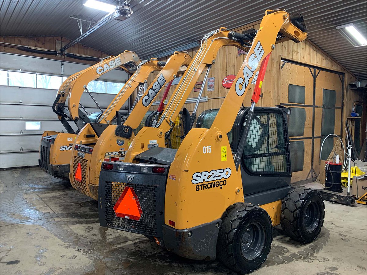 RedEdgeAG's tweet image. Fleet of SR250 Skid Steer Loaders in for Annual Service Inspection 

Service Job Included:
Filters 
AC
Body Work
Hydraulic Line Replacements 
and MORE! 

#RedEdge
#caseconstruction
#construction
#agriculture