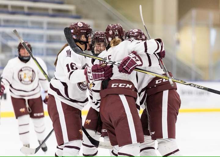 Today we celebrate #IWD2022 by recognizing all the strong women we have at <a href="/MacEwanU/">MacEwan University</a> &amp; throughout #GriffNation. Thank you to all our amazing athletes, coaches &amp; staff for being a continual source of inspiration.
📷 Chris Piggott, Robert Antoniuk, Joel Kingston