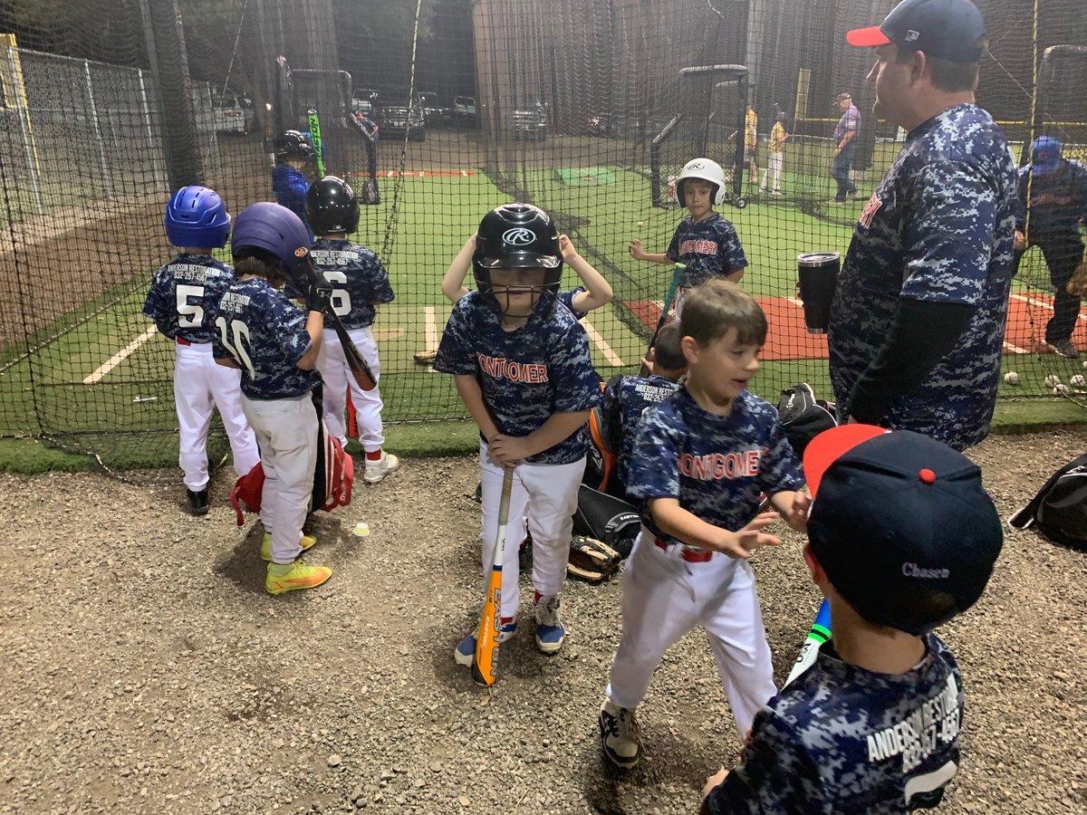 AndersonRestore's tweet photo. Look at these cuties! Anderson Restoration sponsoring these future MLB players. https://t.co/wY7FuwUnt5